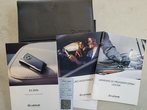 Lexus ES 2023