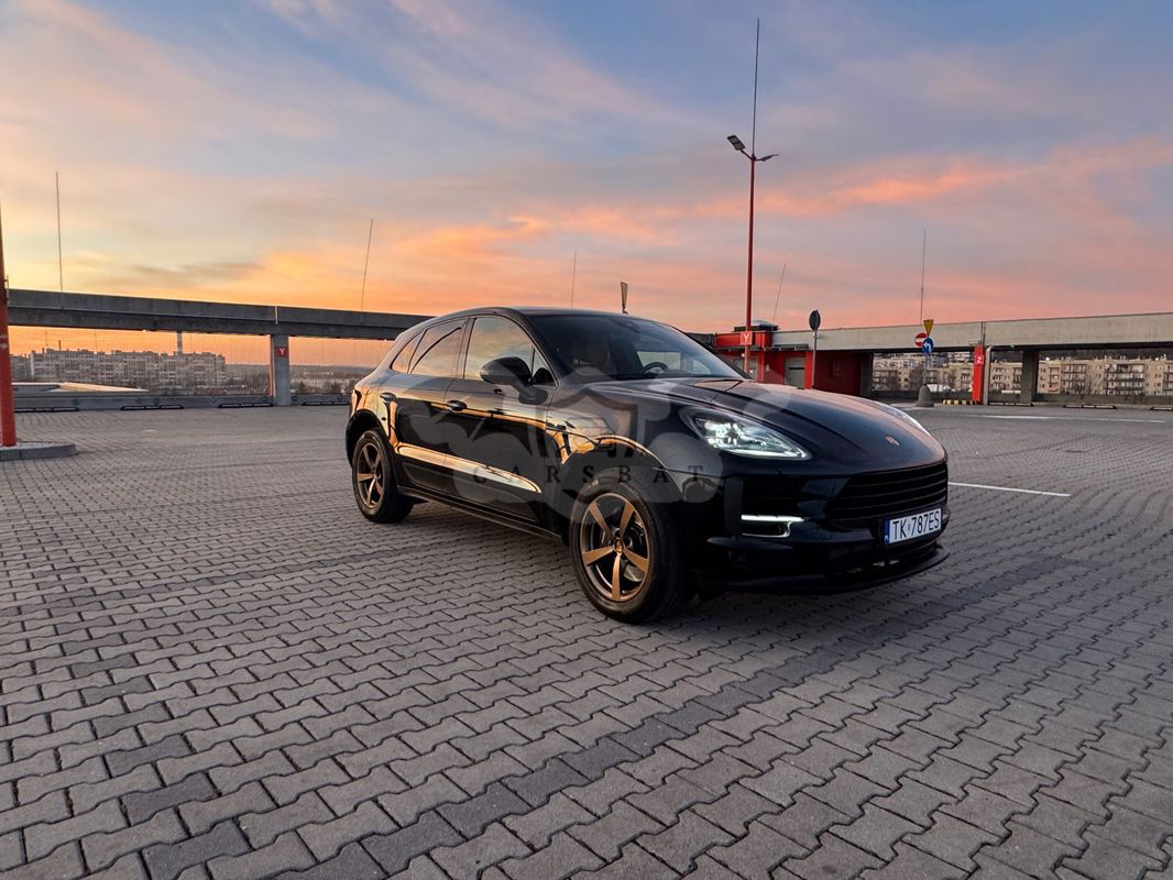 Porsche Macan I 2021