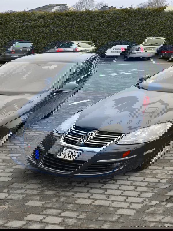 Volkswagen Jetta A5 2.0 TSI Highline 2005