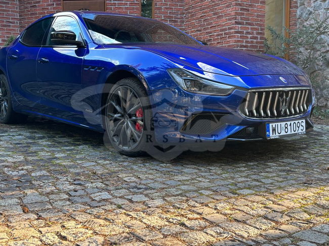 Maserati Ghibli 2021