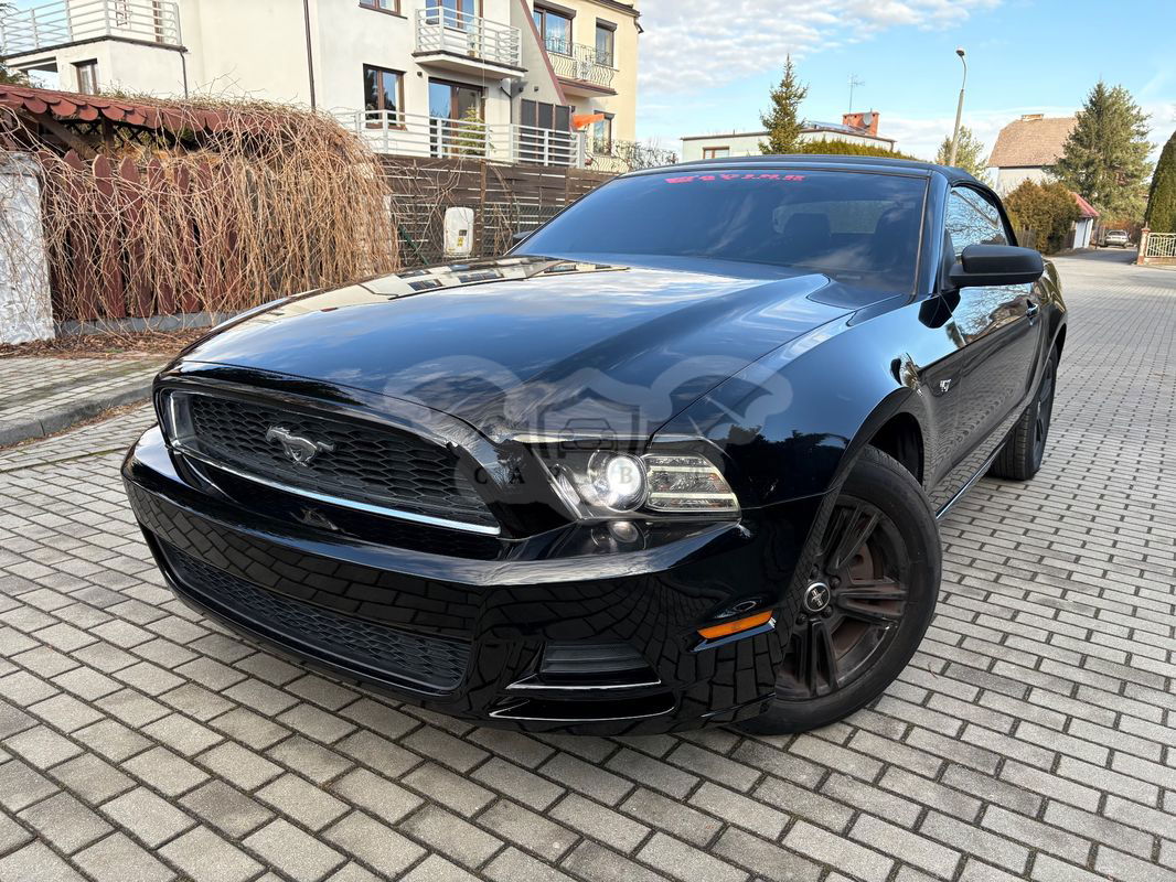 Ford Mustang 3.7 V6 2014