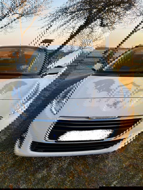 Peugeot 5008 I 2.0 BlueHDi Active 2015