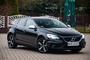 Volvo V40 II D3 Drive-E R-Design Momentum 2017