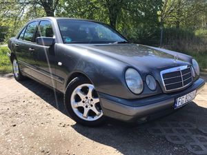 Mercedes-Benz E W210 200 Classic 1998