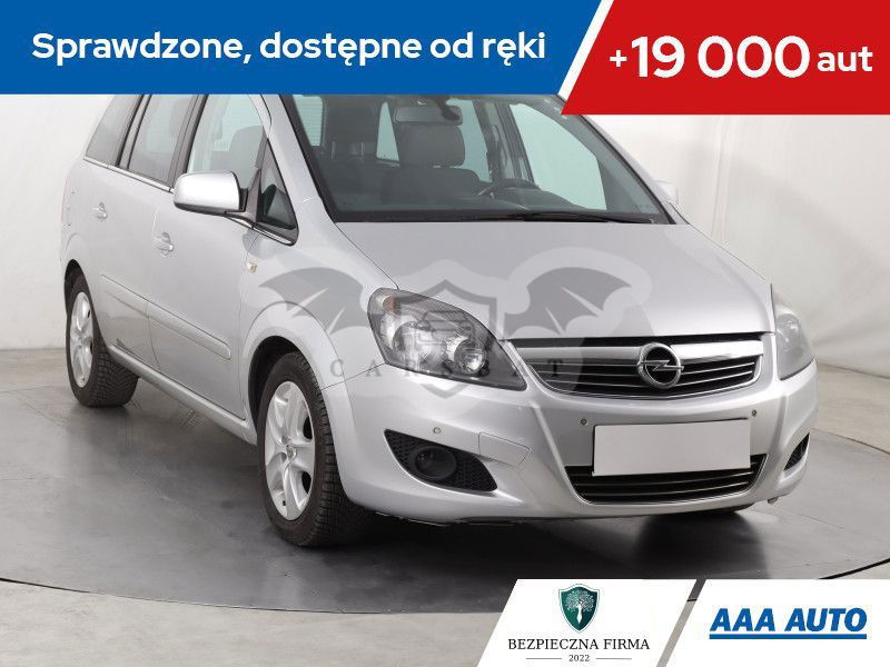 Opel Zafira B 2013
