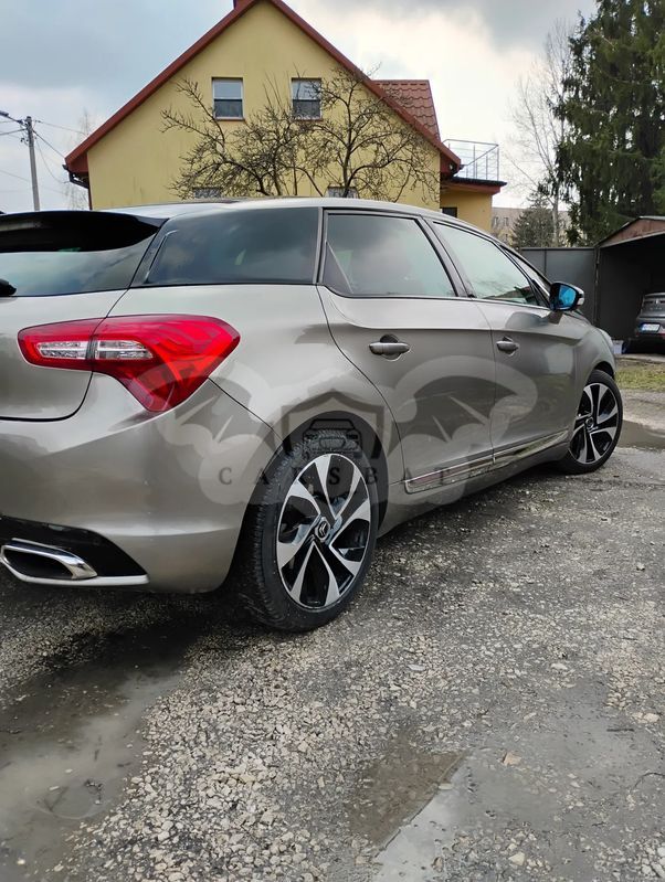 Citroën DS5 1.6 THP SoChic 2015