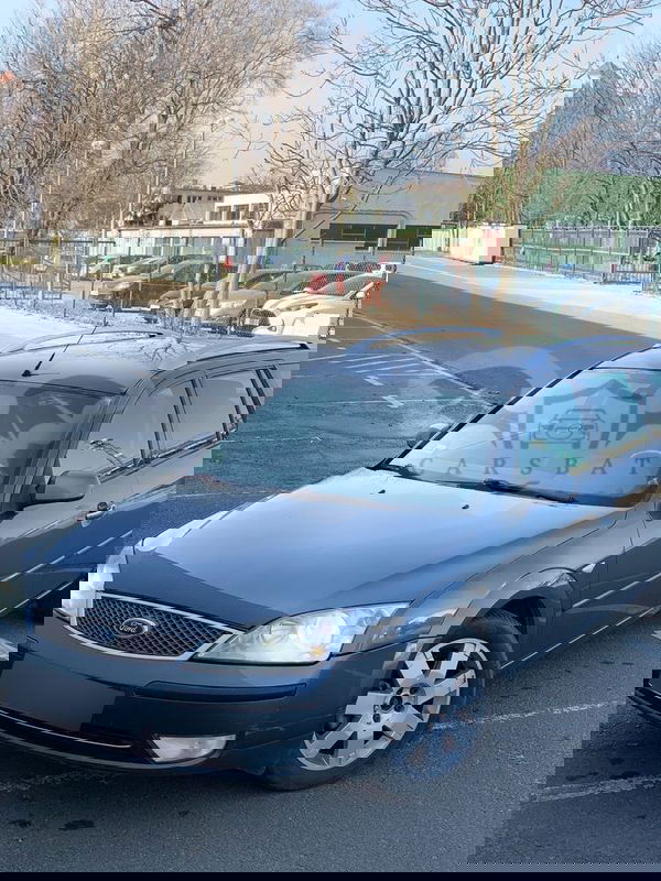 Ford Mondeo Mk3 2.0 TDCi Ghia 2004