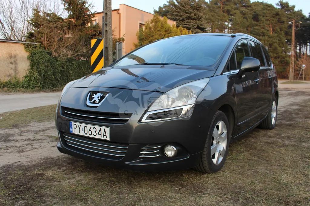 Peugeot 5008 I e-HDI 115 ETG6 Stop&Start Allure 2013