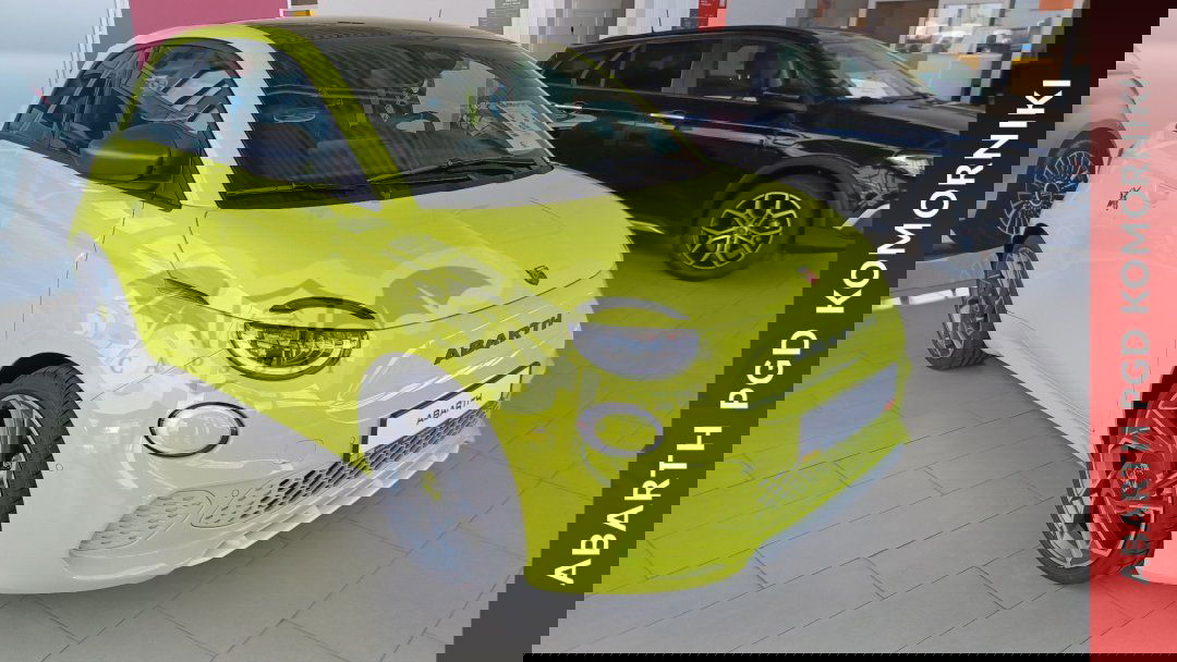 Abarth 500 2025