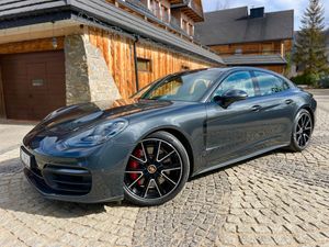 Porsche Panamera 4S 2021