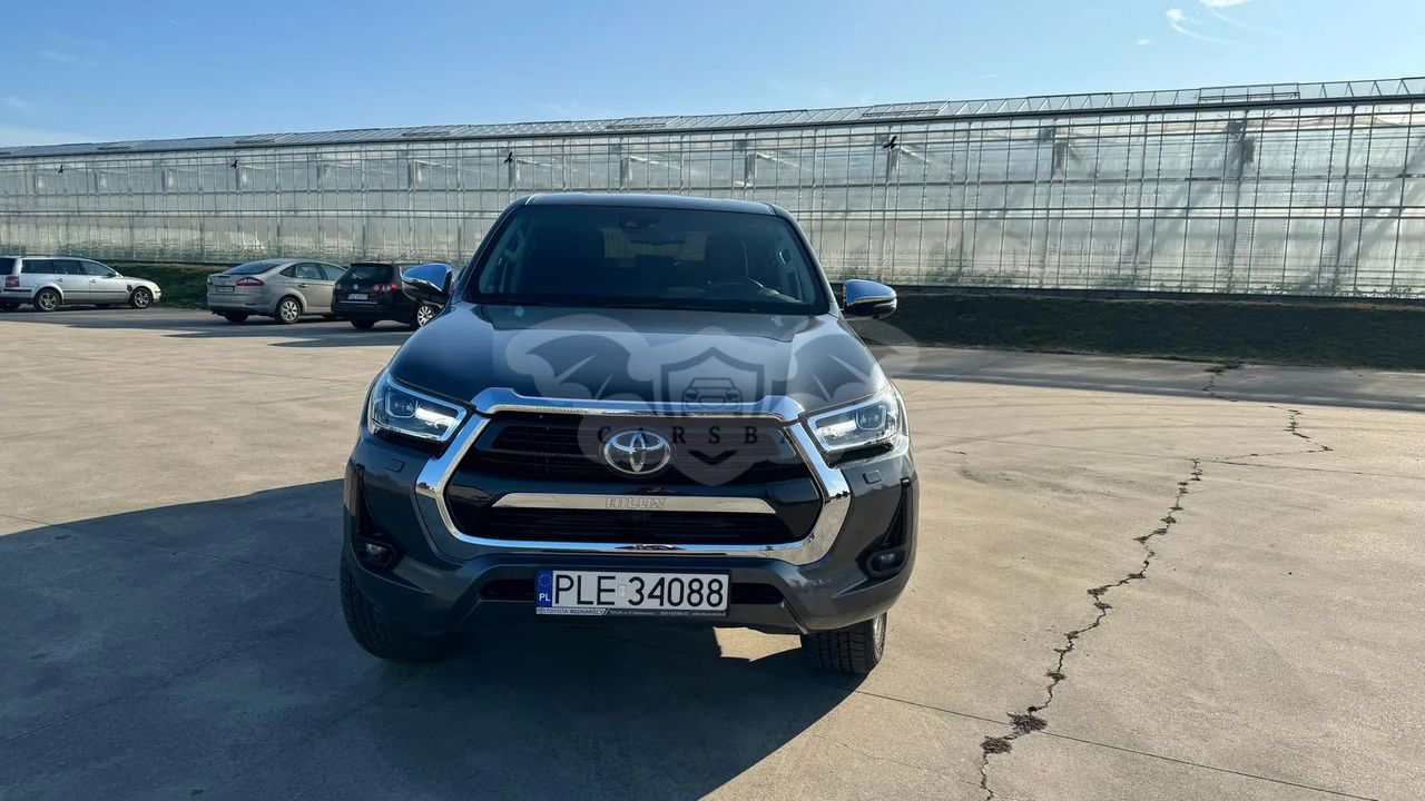 Toyota Hilux 2.4 D-4D Double Cab SR5 4x4 2022