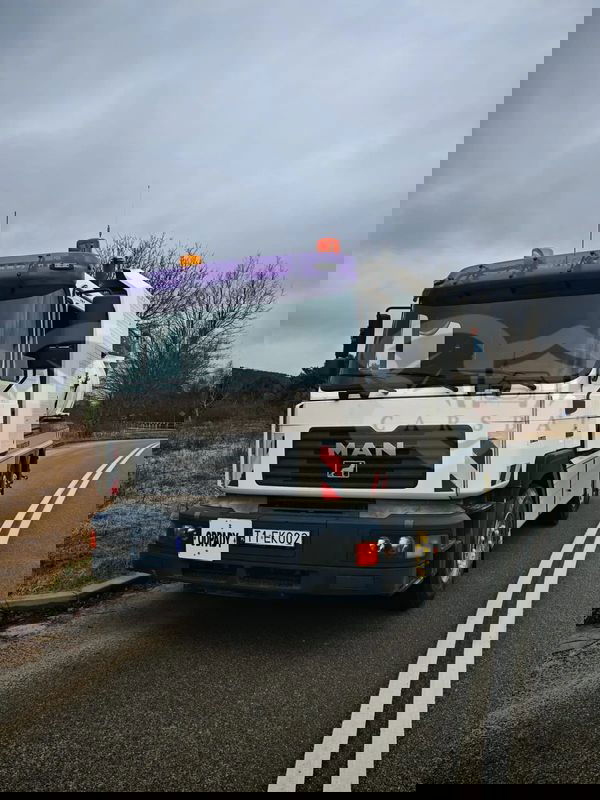 MAN F2000 2000