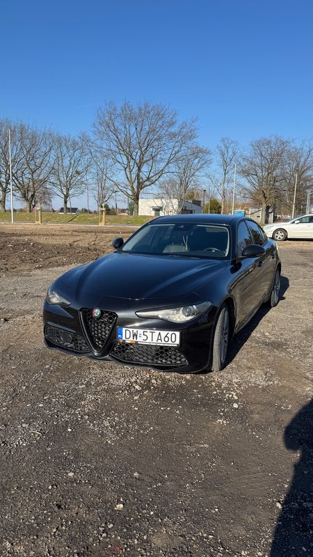 Alfa Romeo Giulia 2.0 Turbo 16V AT8-Q4 Ti 2017