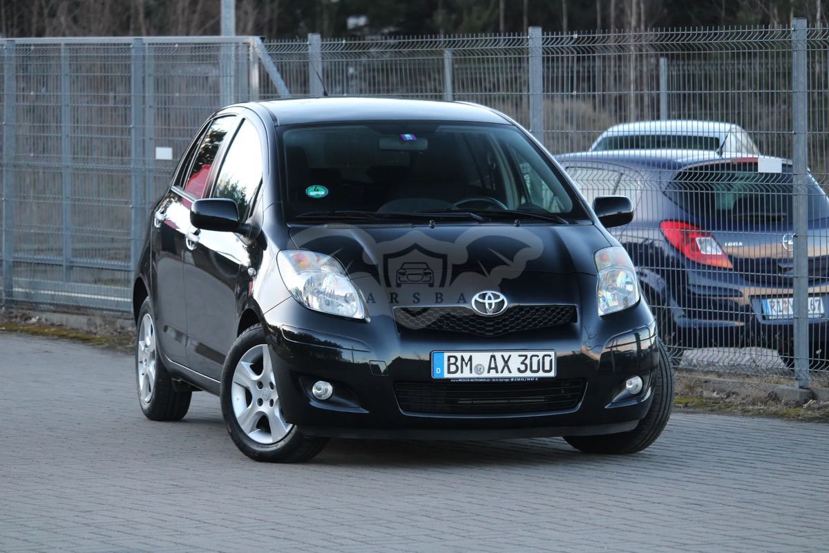 Toyota Yaris II 2011