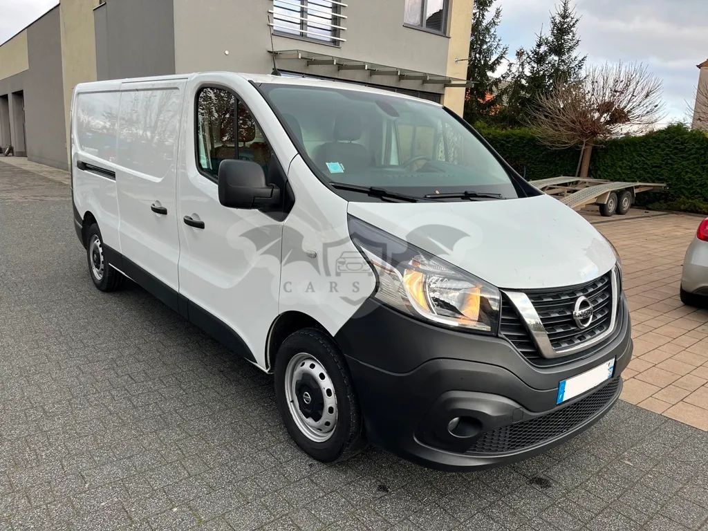 Nissan NV300 2020
