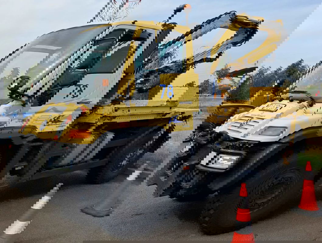 Mercedes-Benz Unimog 2013