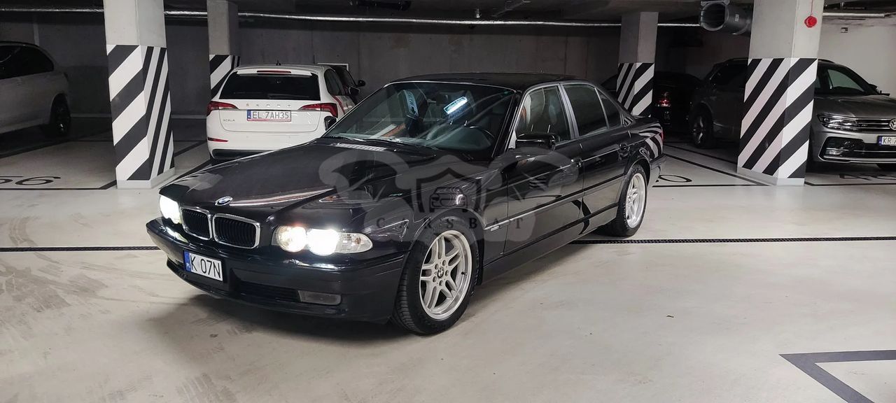 BMW 7 Series E38 735i L 2001