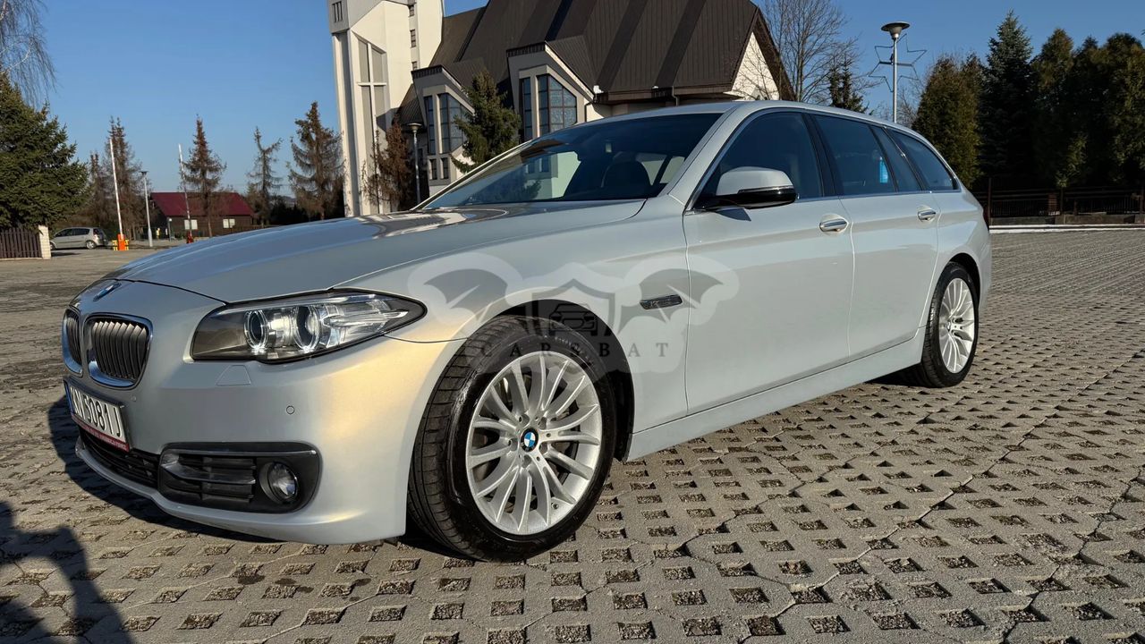 BMW 5 Series F10/F11 525d xDrive Touring Luxury Line 2015