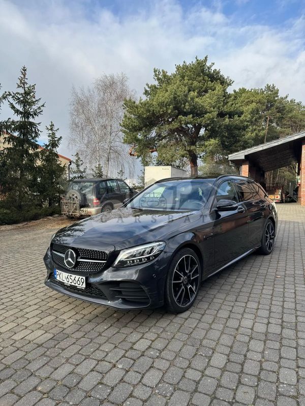 Mercedes-Benz C W205 300 de T 9G-TRONIC AMG Line 2019