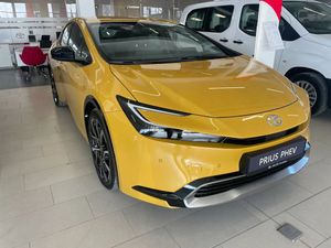 Toyota Prius V Plug-in 2.0 Hybrid Prestige 2024