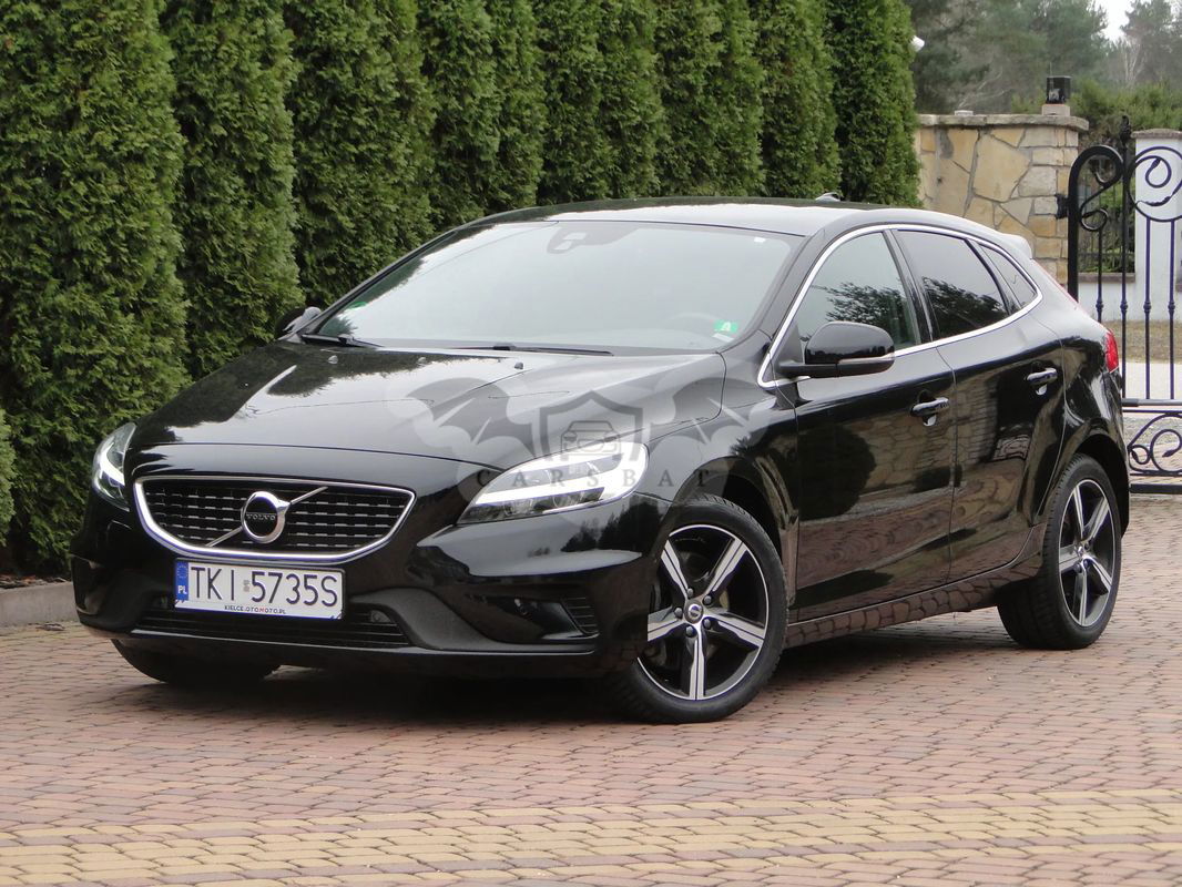 Volvo V40 II T3 Drive-E R-Design Momentum 2020
