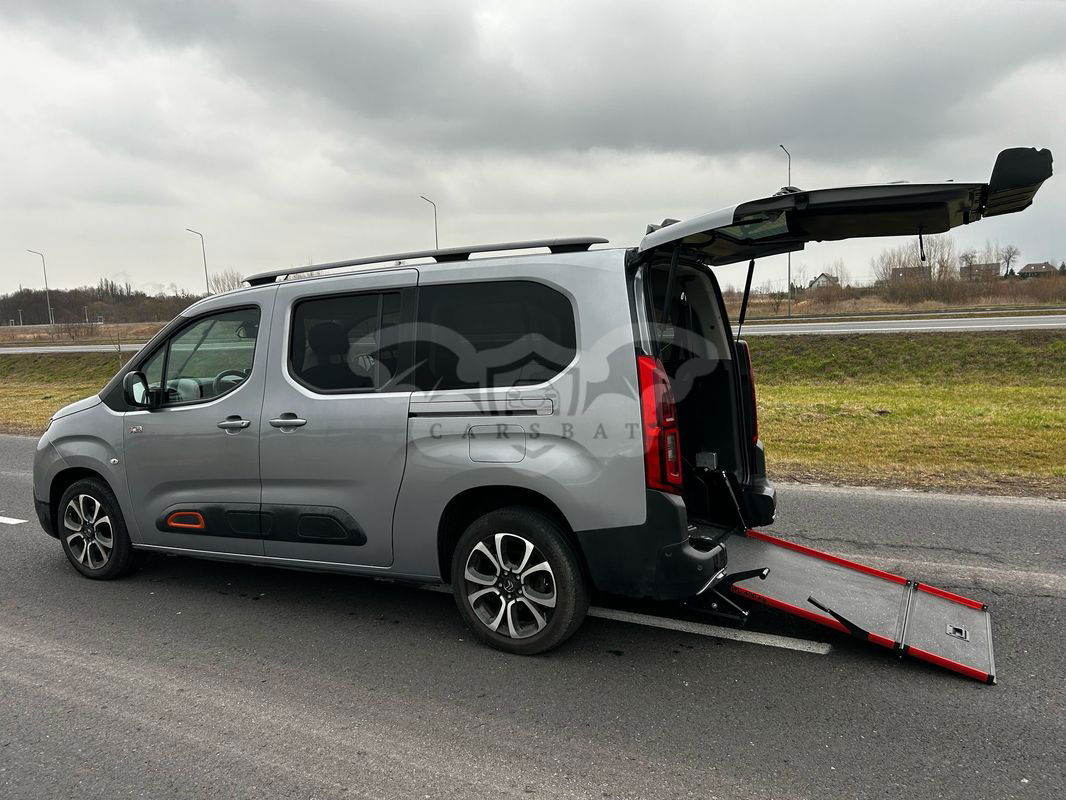 Citroën Berlingo III XL PureTech 130 EAT8 SHINE 2019