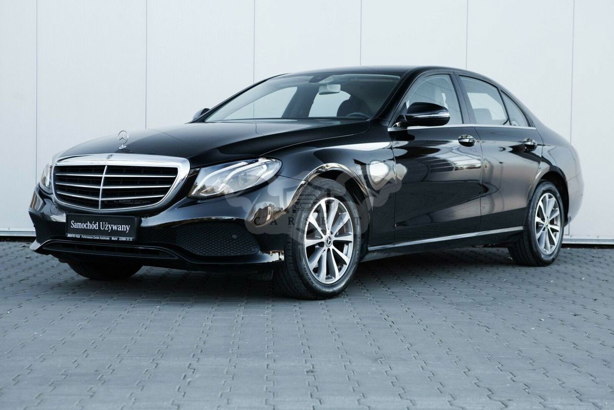 Mercedes-Benz E W213 200 d 9G-TRONIC 2017
