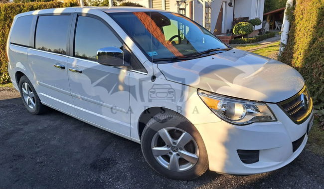 Volkswagen Routan 2010