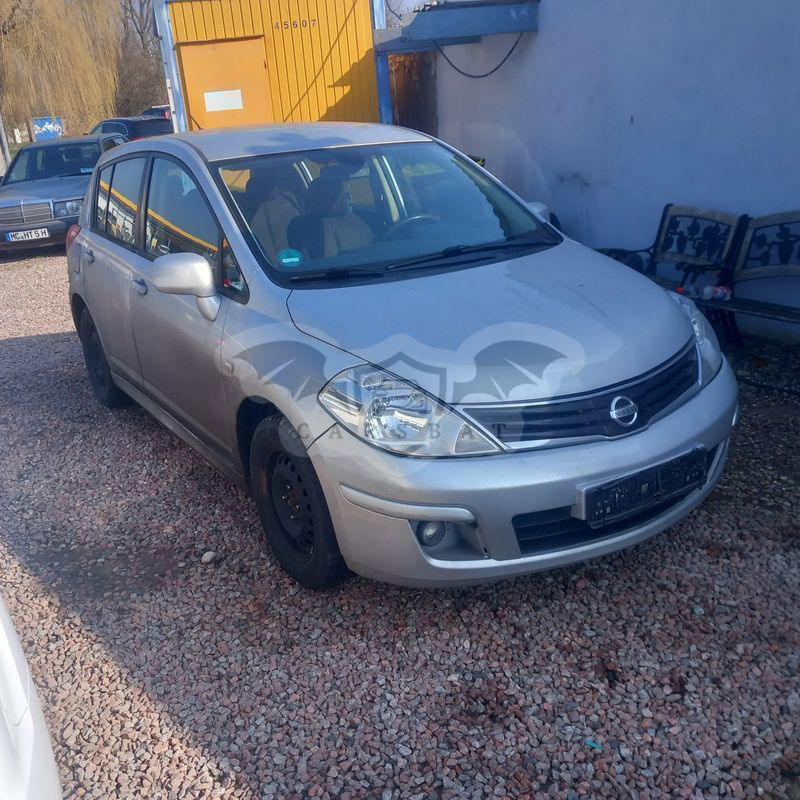 Nissan Tiida 1.6 Tekna 2010