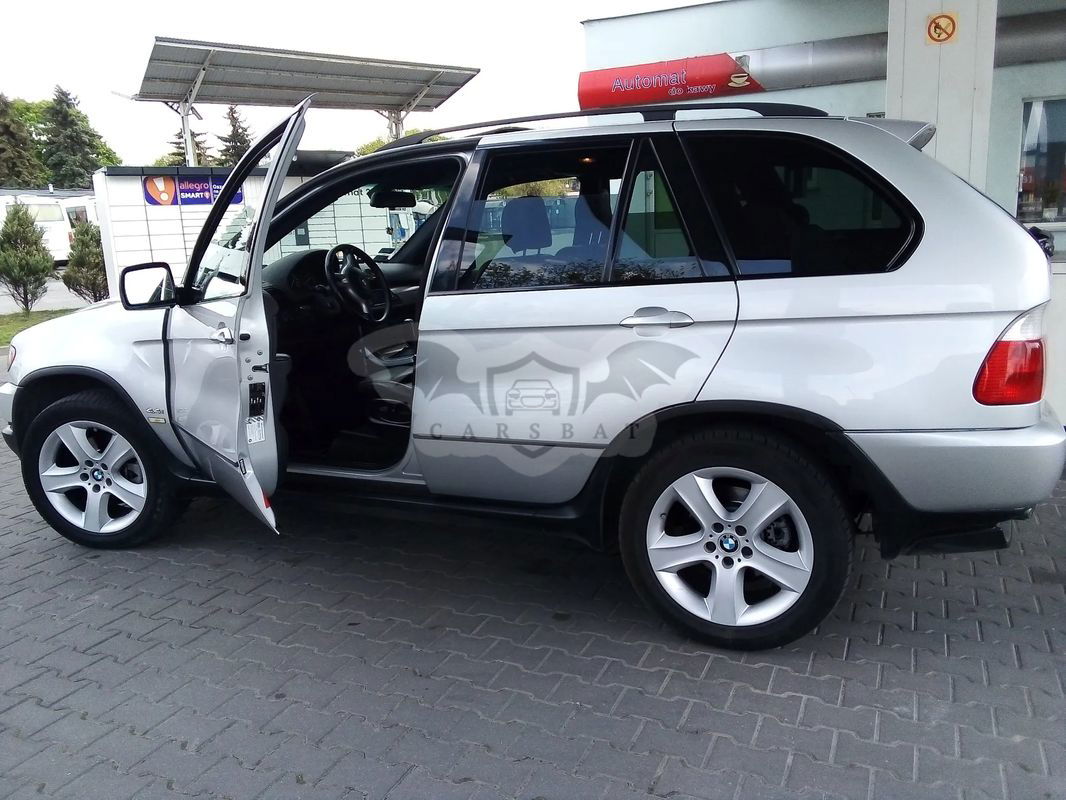 BMW X5 E53 4.4i 2001