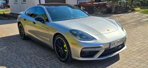 Porsche Panamera Turbo S Sport Turismo 2017