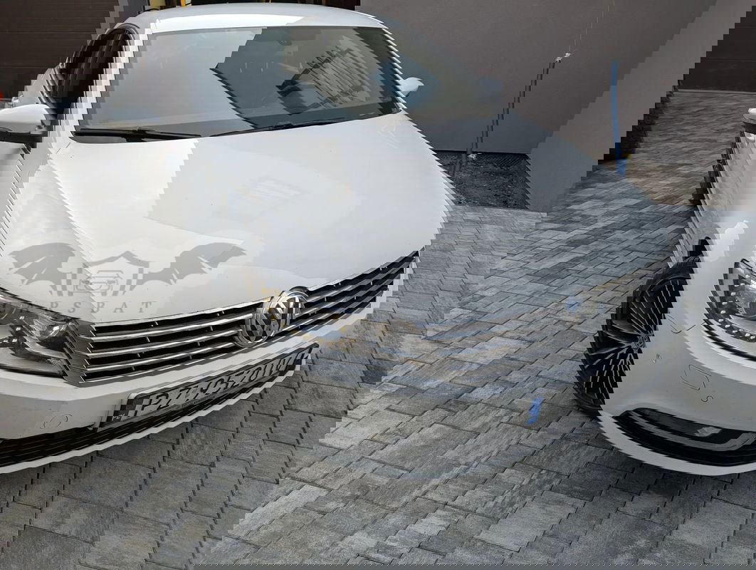 Volkswagen Passat CC 2.0 TDI DPF BMT DSG 2012