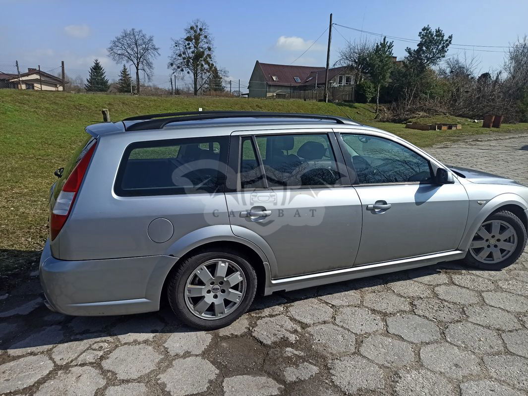 Ford Mondeo Mk3 V6 ST 220 2004