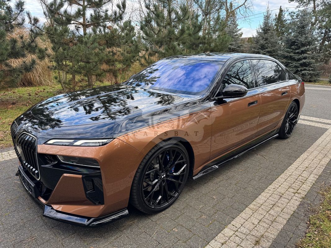 BMW 7 Series G70 2024