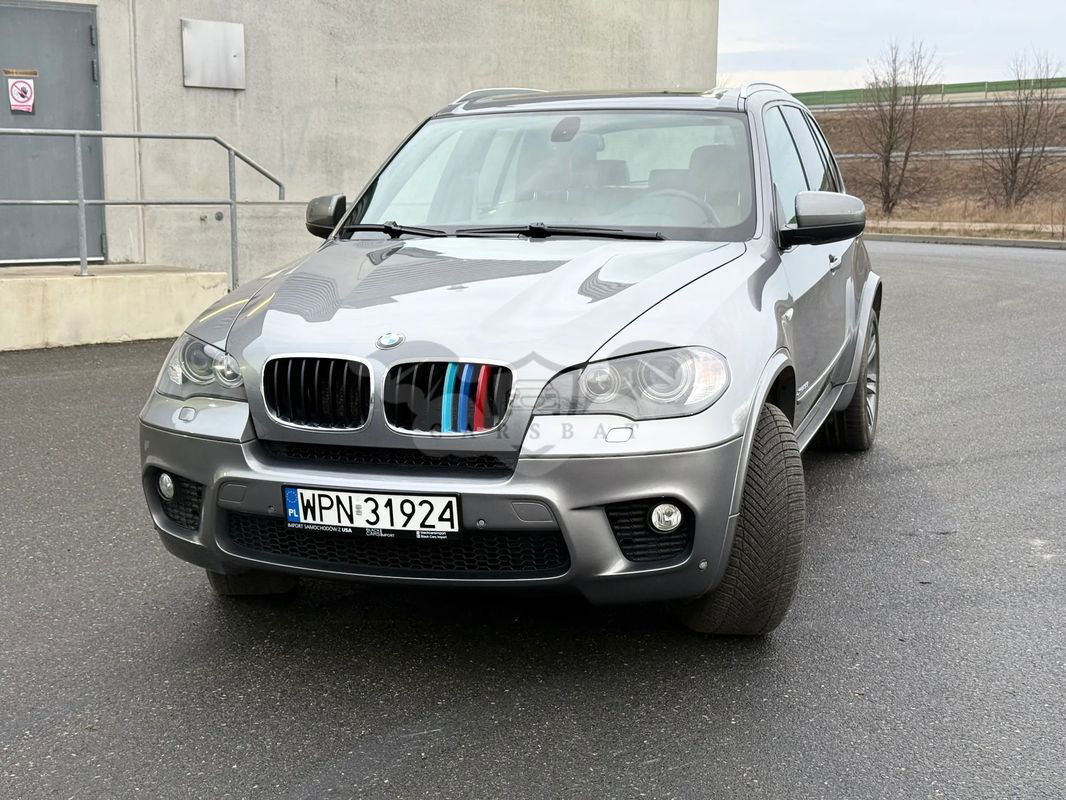 BMW X5 E70 3.5i xDrive 2011