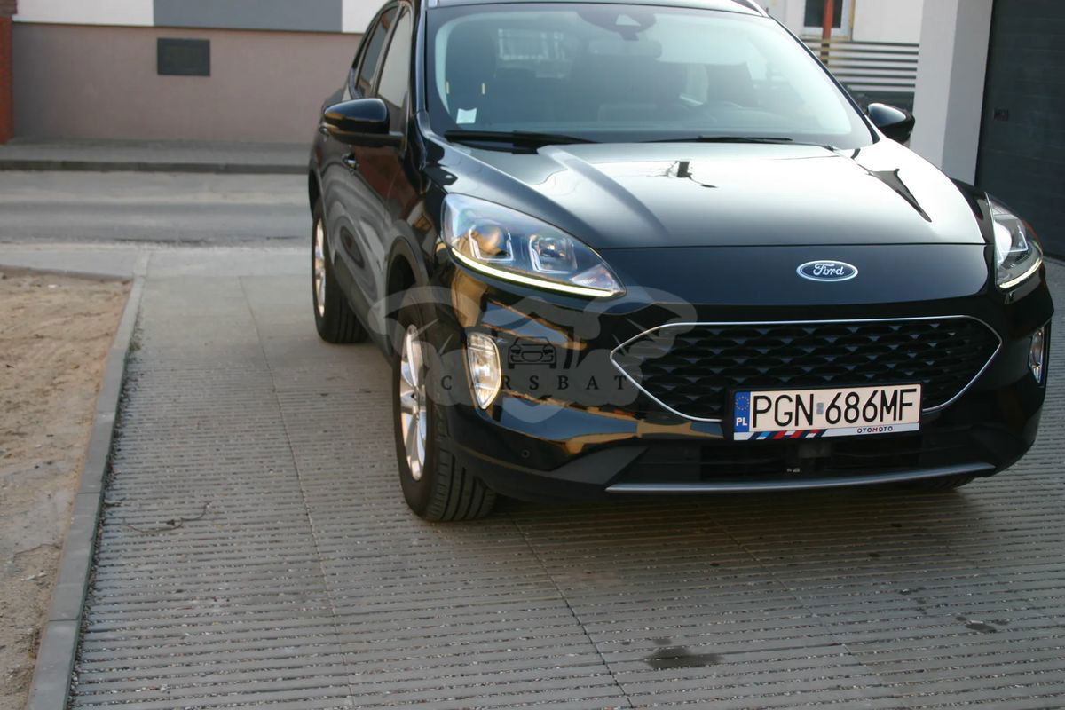 Ford Kuga III 2.5 Duratec FHEV TITANIUM 2023