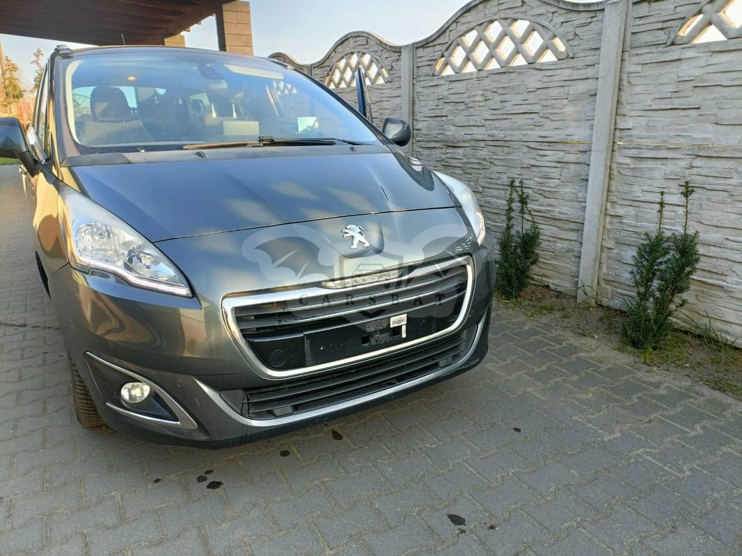 Peugeot 5008 I 2.0 BlueHDi Allure 7os 2015