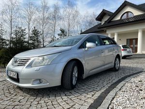 Toyota Avensis III 2.0 D-4D Sol 2009