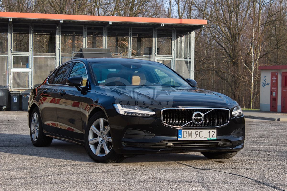 Volvo S90 D4 AWD Momentum 2018