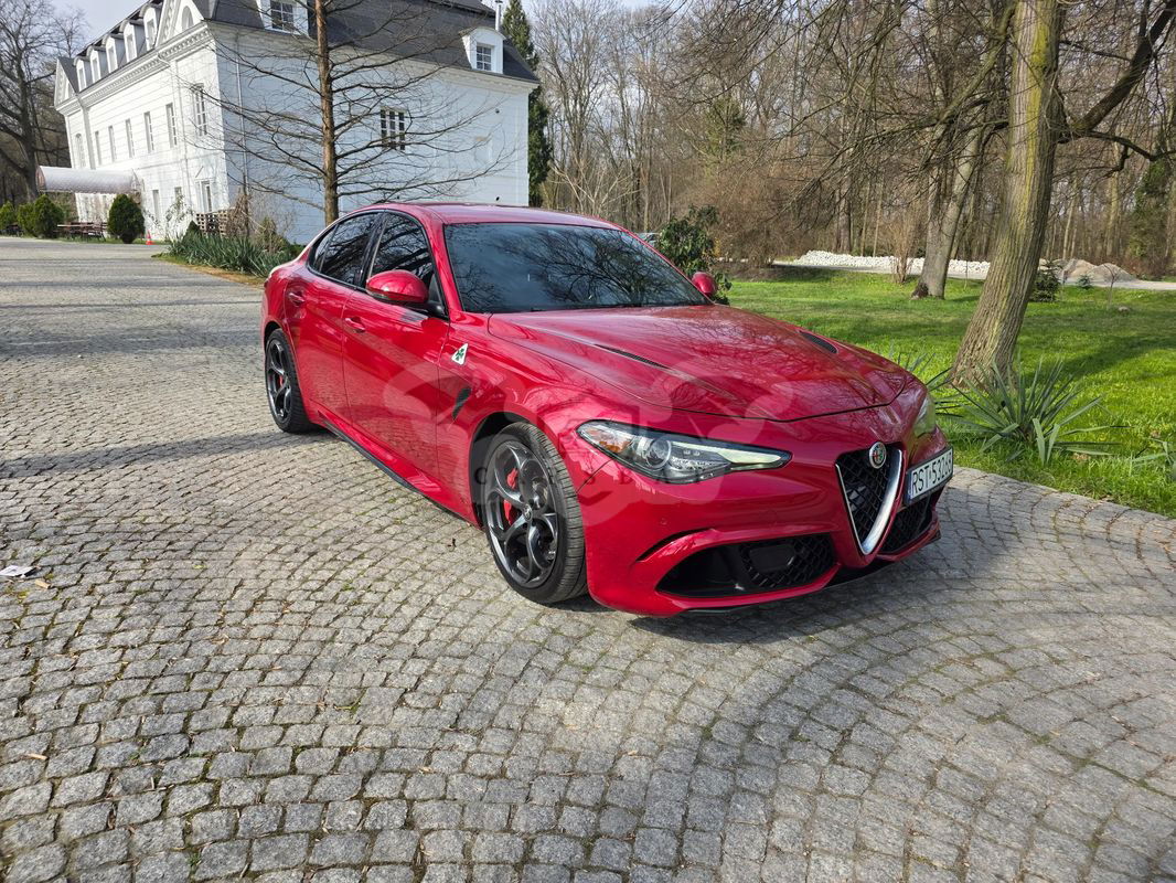 Alfa Romeo Giulia 2.9 V6 Bi-Turbo AT8 Quadrifoglio 2017