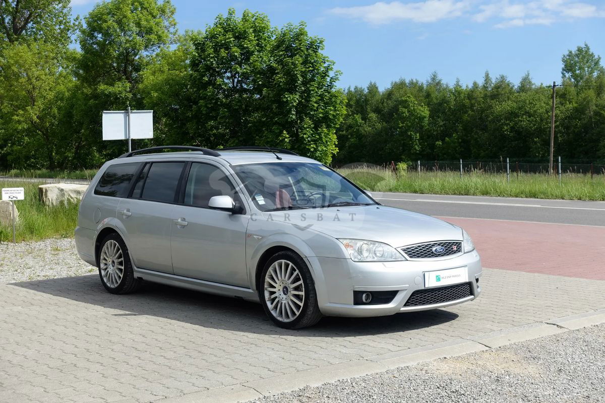 Ford Mondeo Mk3 3.0 V6 ST 220 2004