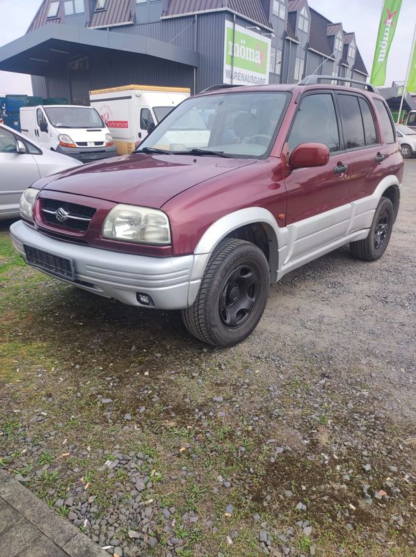 Suzuki Grand Vitara I 2.5 V6 2000