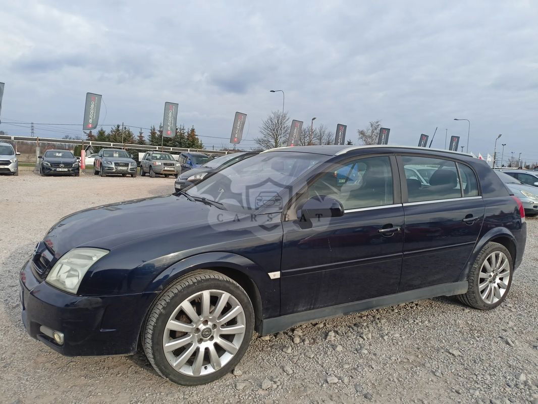 Opel Signum 2003