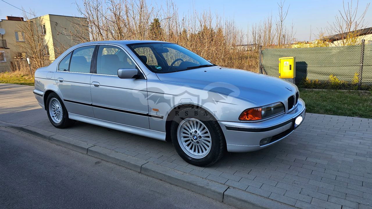 BMW 5 Series E39 523i 1998