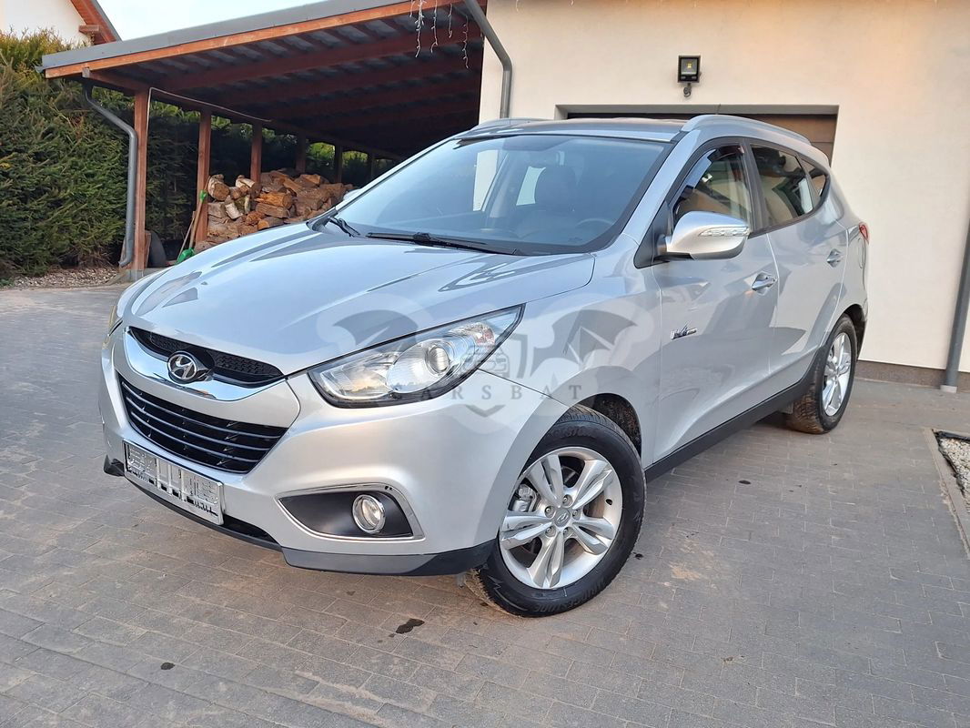 Hyundai ix35 1.7 CRDi 2WD blue Finale Gold 2013