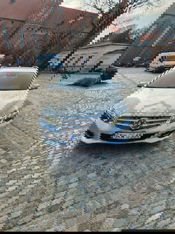 Mercedes-Benz E W212 350 BlueTEC 7G-TRONIC Avantgarde 2013