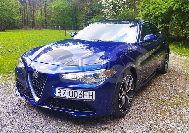 Alfa Romeo Giulia 2.0 Turbo 16V AT8-Q4 Ti 2021