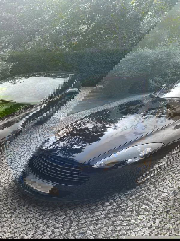 Aston Martin Vantage SportShift 2012
