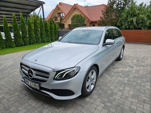 Mercedes-Benz E W213 220 d T 9G-TRONIC 2018