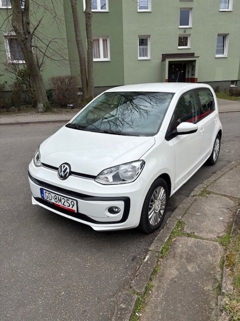 Volkswagen Up! (BlueMotion Technology) sound 2017